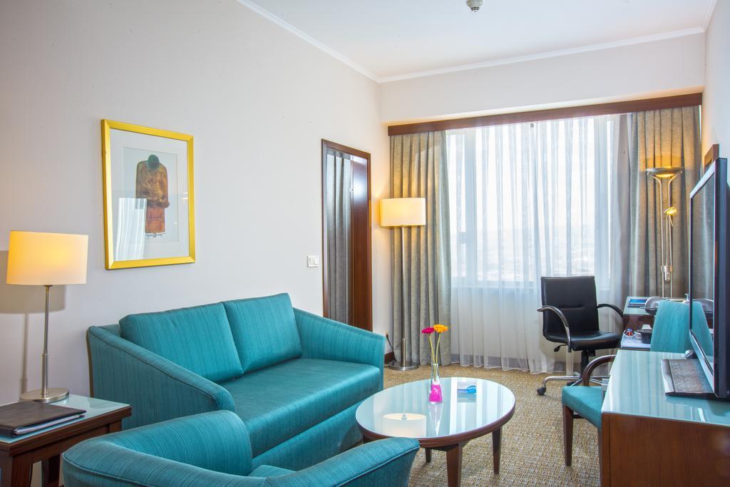 Radisson Blu Ankara Hotel Exterior photo